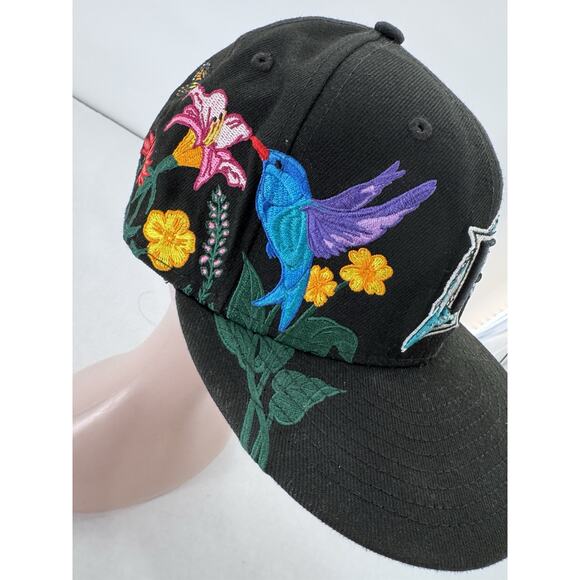 Florida Marlins New Era 59Fifty Blooming Fitted Hat Sz 7 1/8 Hummingbird - Picture 3 of 13